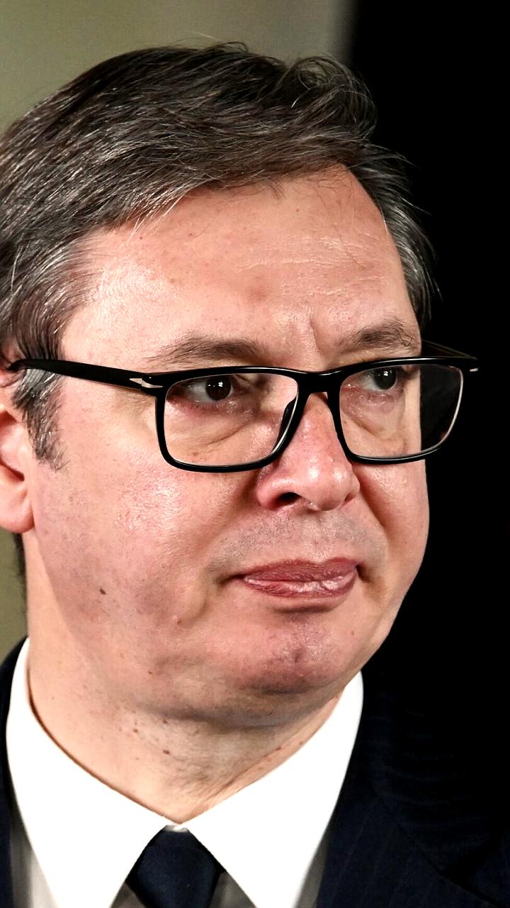 Президент Сербии Вучич планирует запросить приостановку санкций США для NIS