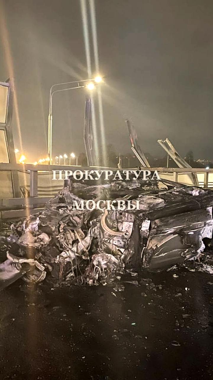 Два человека погибли в ДТП с Lamborghini в Москве