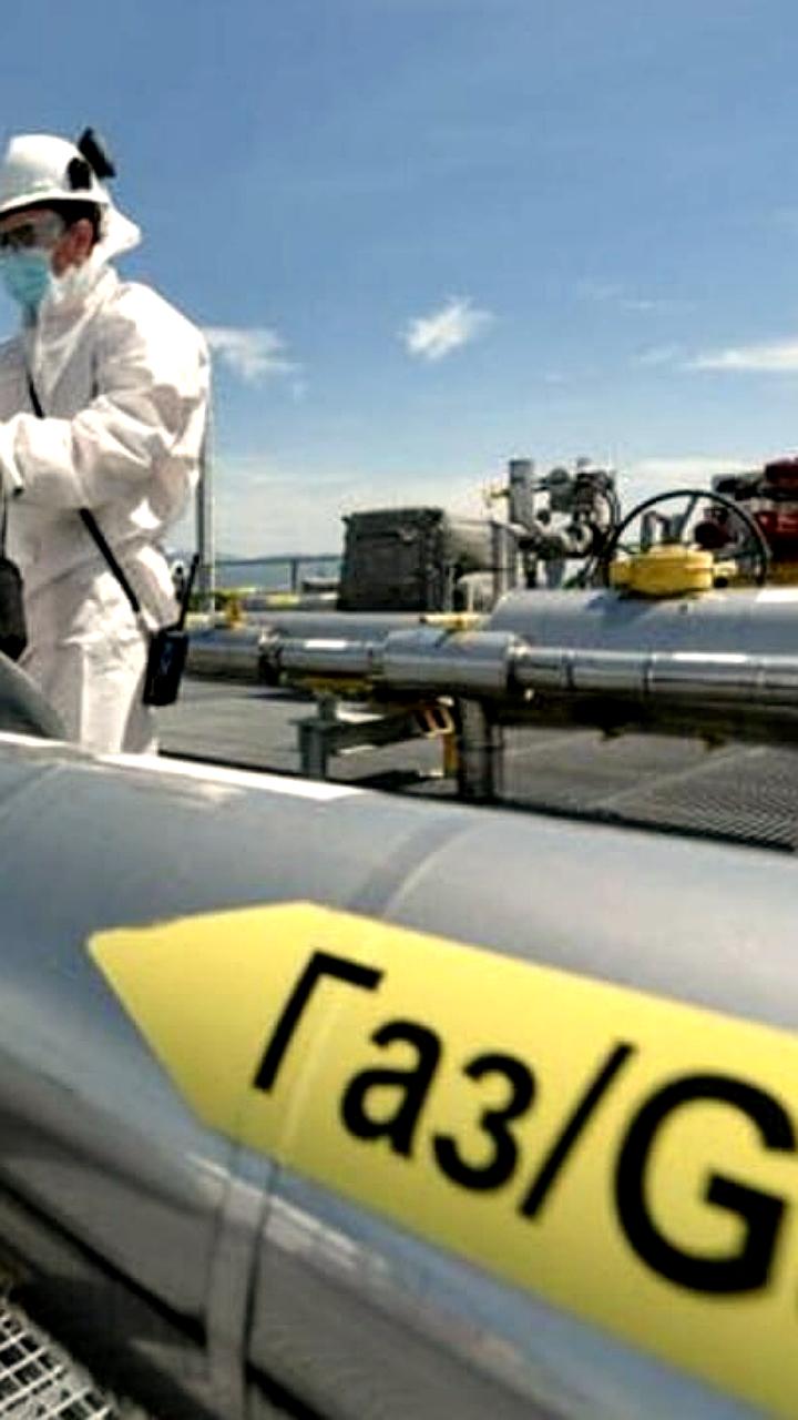 Импорт российского газа и нефти в ЕС значительно сокращается к 2025 году