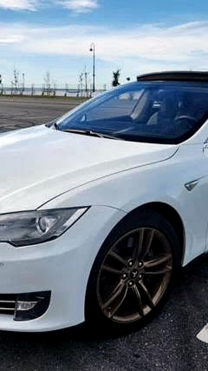 В Приморском районе задержан 27-летний наркосбытчик с килограммом клефедрона в Tesla