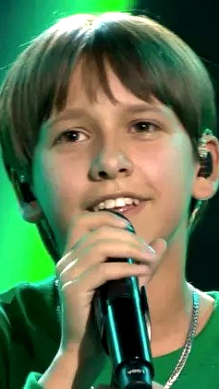 Артём Бычков из Благовещенска стал победителем зрительского голосования шоу 'Ты супер'