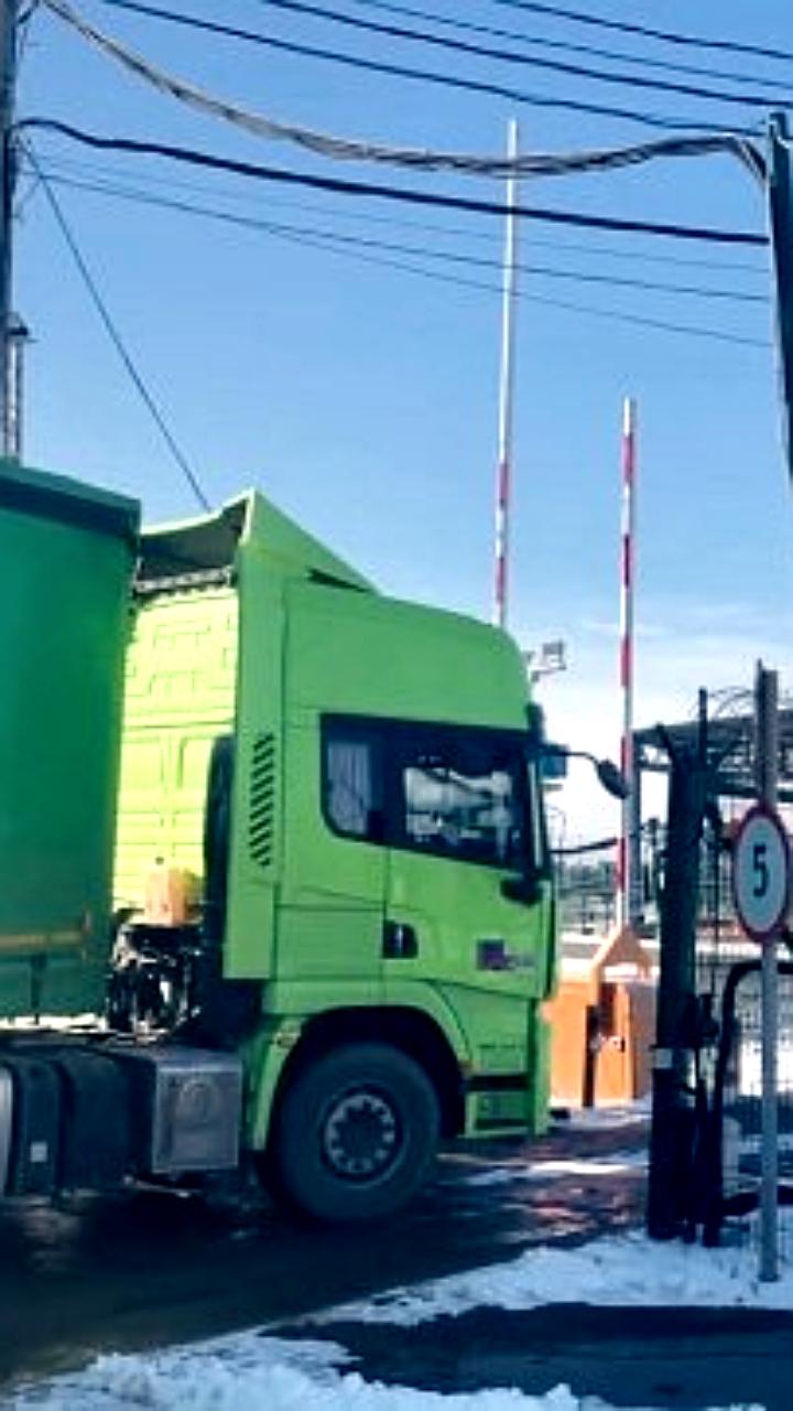 Рост грузового потока на МАПП Кани Курган: 70 тыс машин за 10 месяцев 2025 года