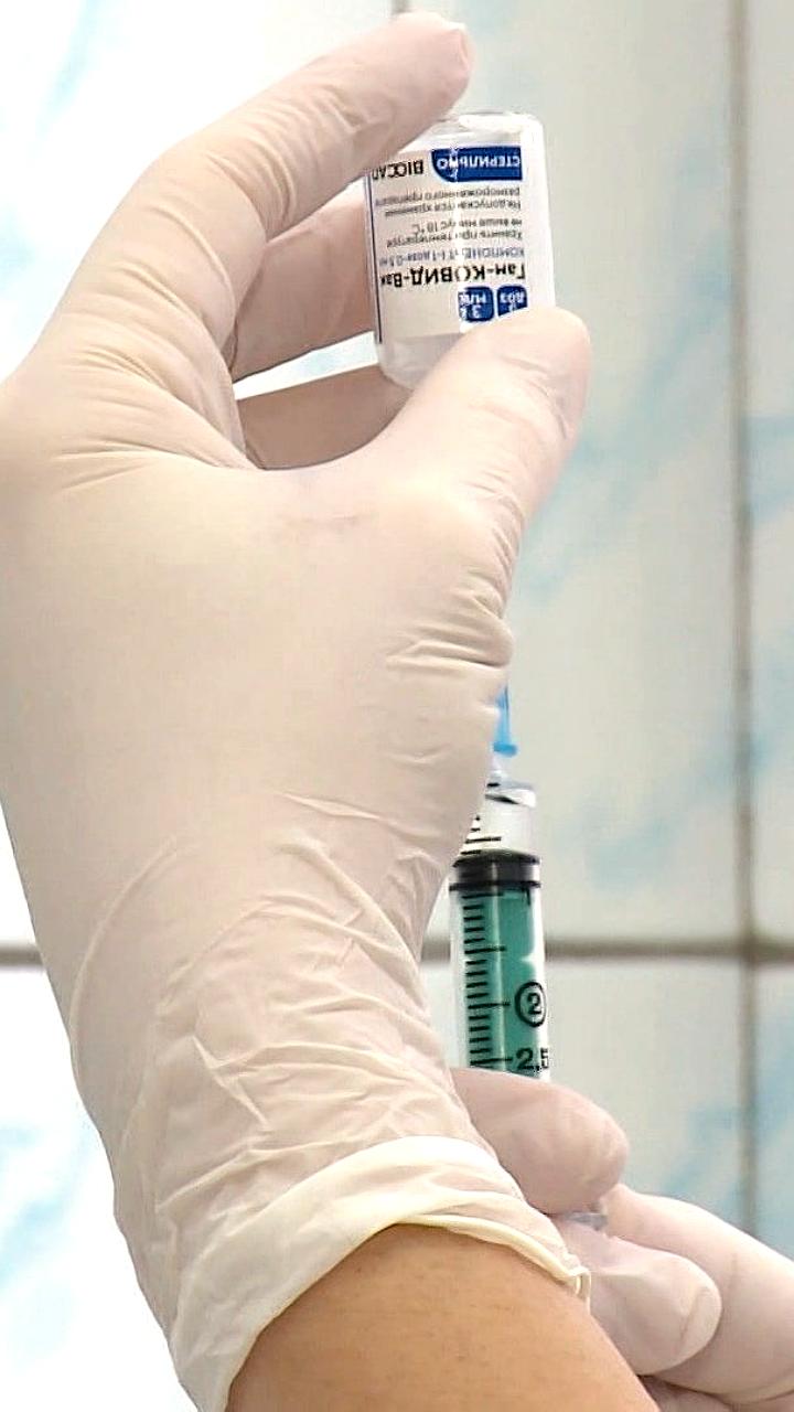 В России предложено включить менингококковую вакцину в бесплатный календарь прививок