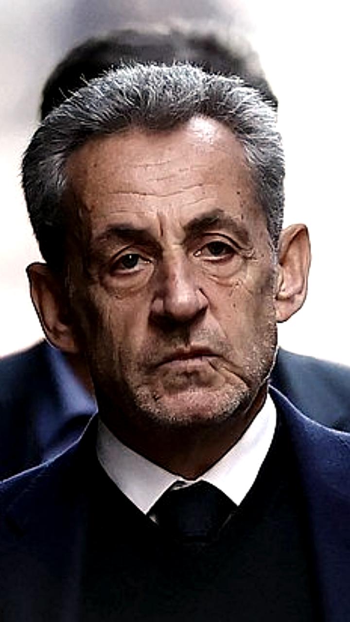 Прокуратура предлагает освободить экс-президента Саркози под судебный надзор