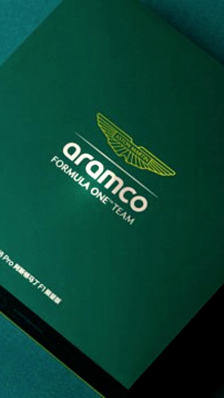 realme представила GT 8 Pro Aston Martin F1 Limited Edition с 1 ТБ памяти