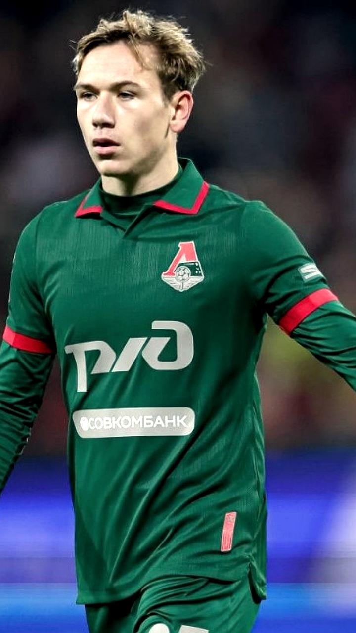 Порту ведет переговоры о трансфере полузащитника Алексея Батракова