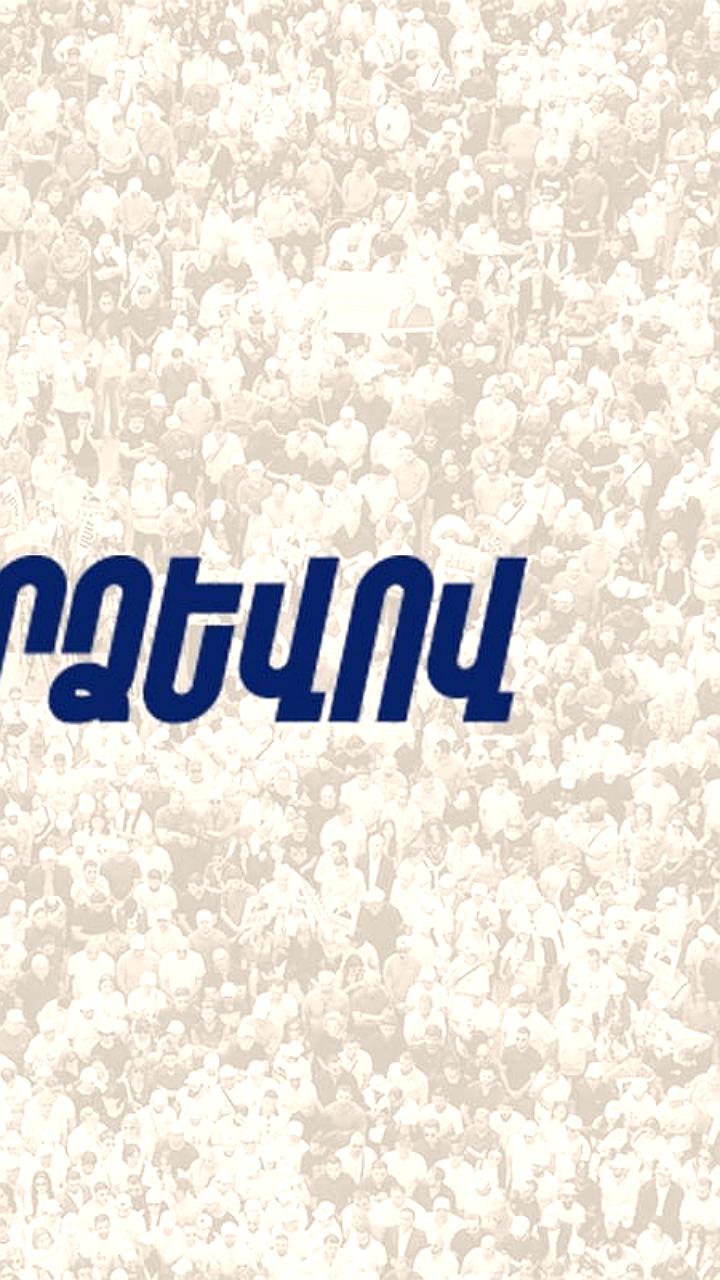 Интервью Такера Карлсона с Нареком Карапетяном: обсуждение духовных ценностей и общественной активности