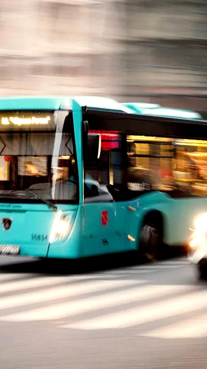 В Самаре возбуждено уголовное дело из-за парковки на автобусной остановке