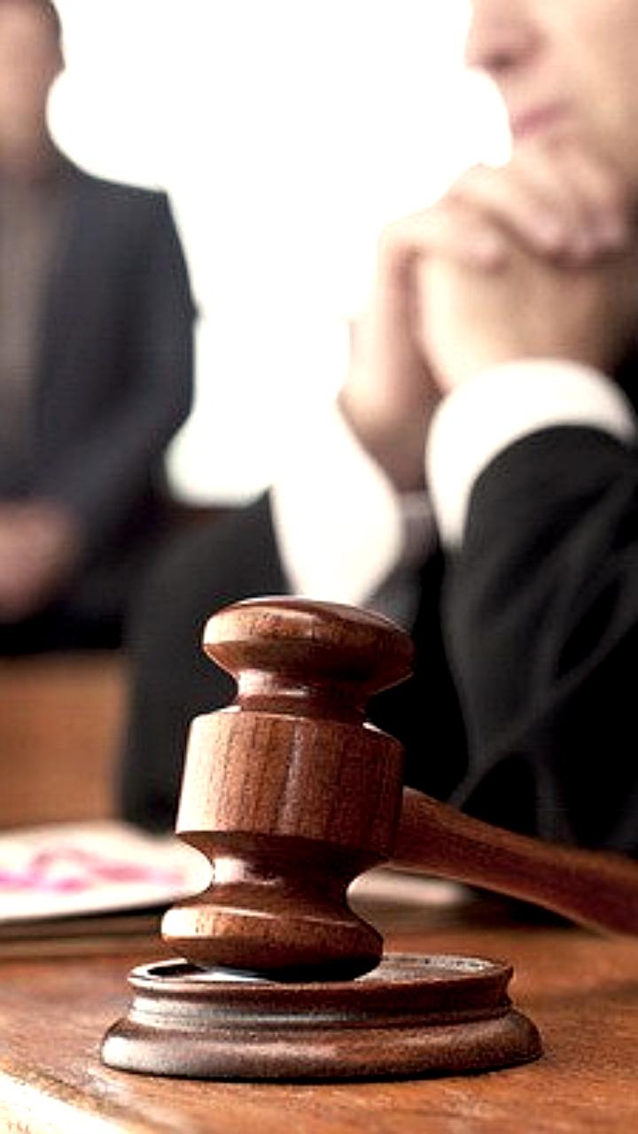 В Андижане судья осужден за мошенничество и лишен права работать