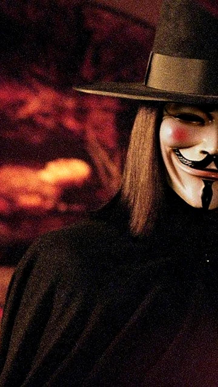 HBO анонсировало сериал по комиксу 'V значит Вендетта' с Джеймсом Ганном и Питером Сафраном в роли продюсеров