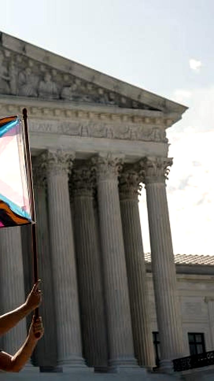 Верховный суд США подтвердил легализацию однополых браков, отклонив жалобу Ким Дэвис