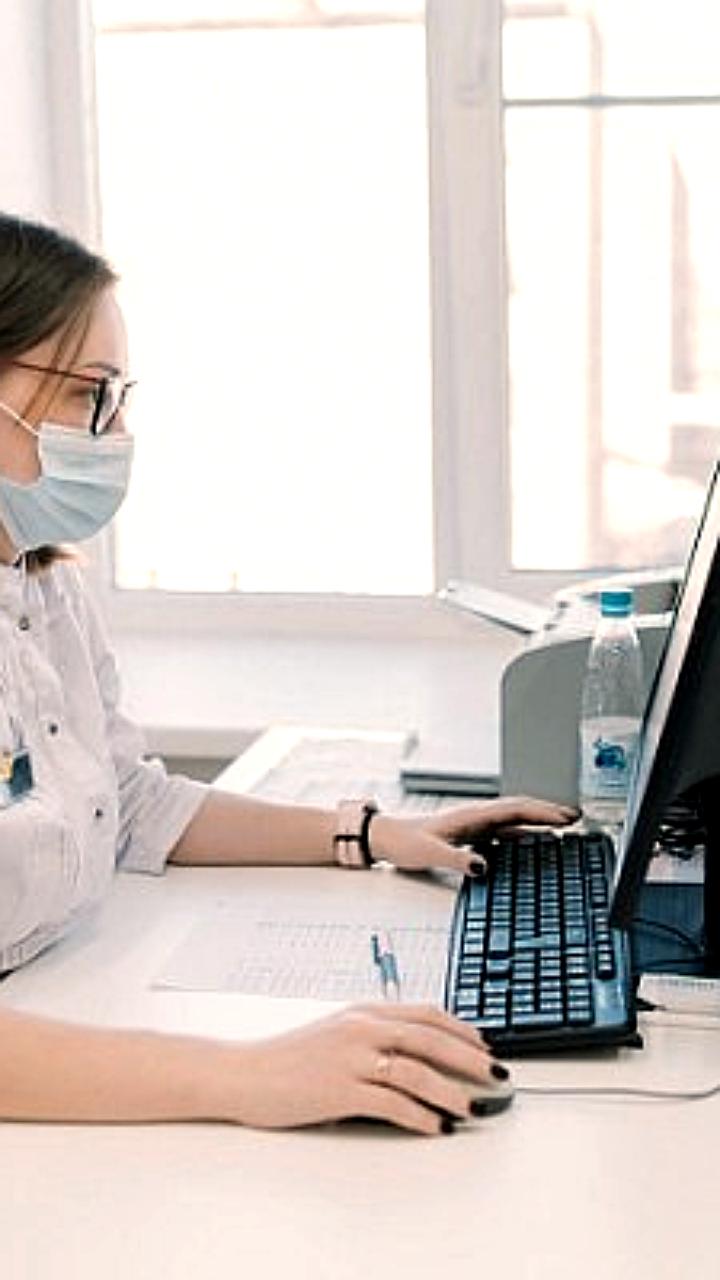 Госдума приняла закон об обязательной отработке выпускников медвузов в госучреждениях