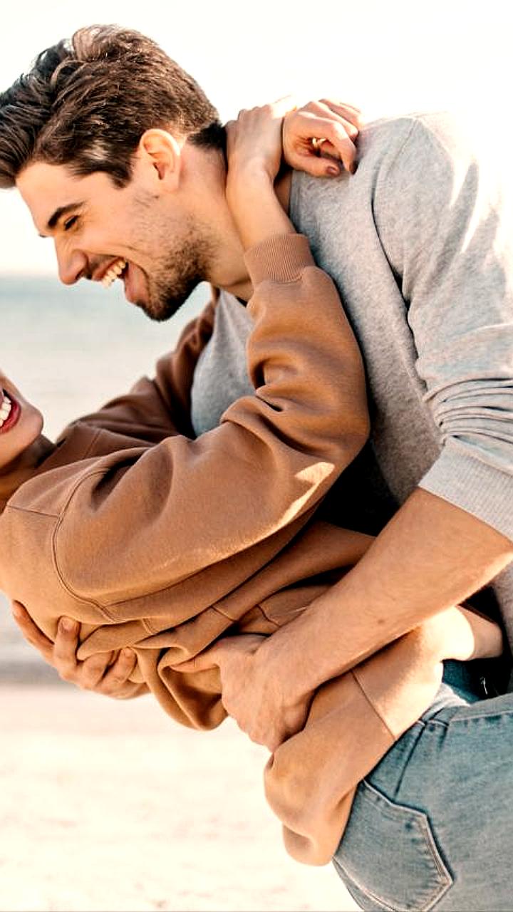 Объятия как способ восстановления отношений: психологи рекомендуют