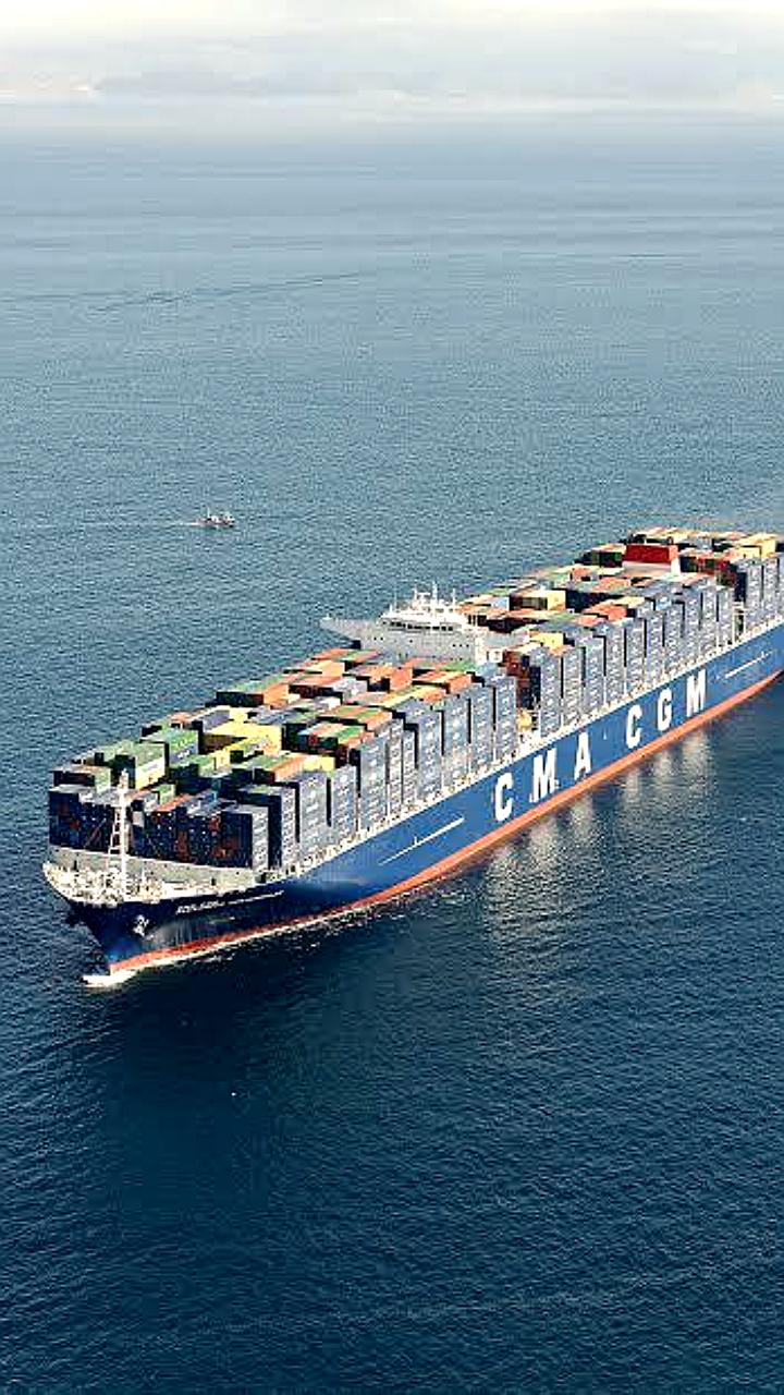Возвращение контейнеровозов в Суэцкий канал: CMA CGM Benjamin Franklin успешно прошел маршрут