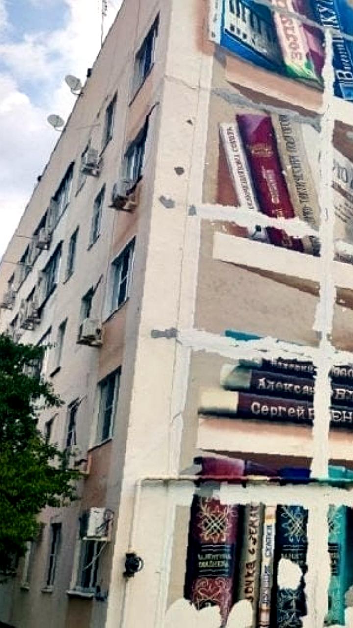 Губернатор Ставрополья инициировал реставрацию муралов в Солнечнодольске