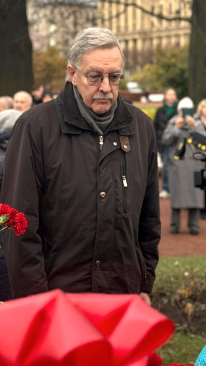 Депутат Ольга Штанникова обвинена в демонстрации экстремистской символики