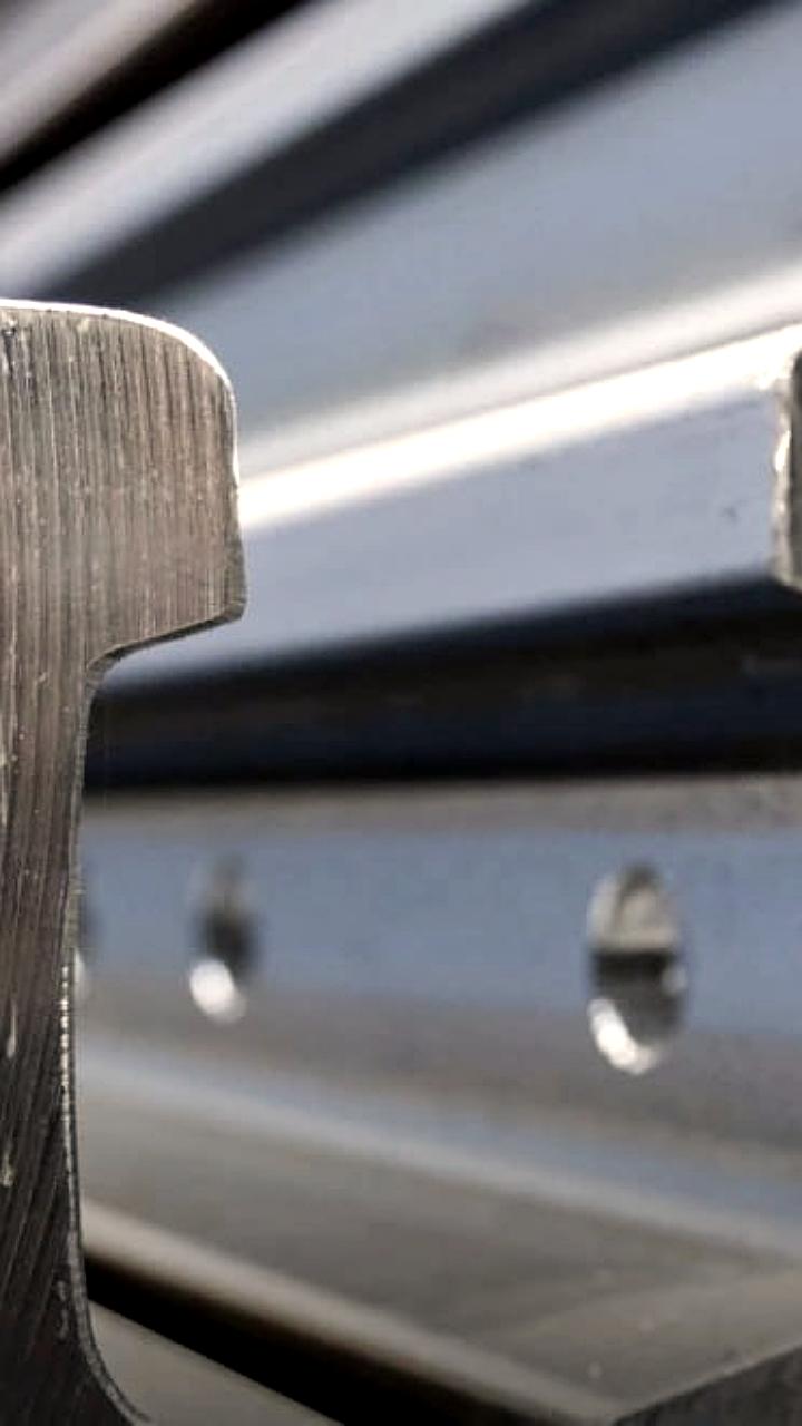 ЕВРАЗ ЗСМК получил сертификат на новые рельсы Р71 для высоких грузопотоков