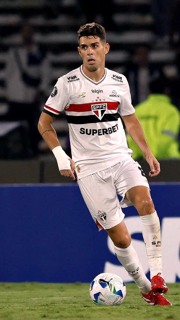 Бывший футболист Челси Оскар госпитализирован из-за сердечных проблем