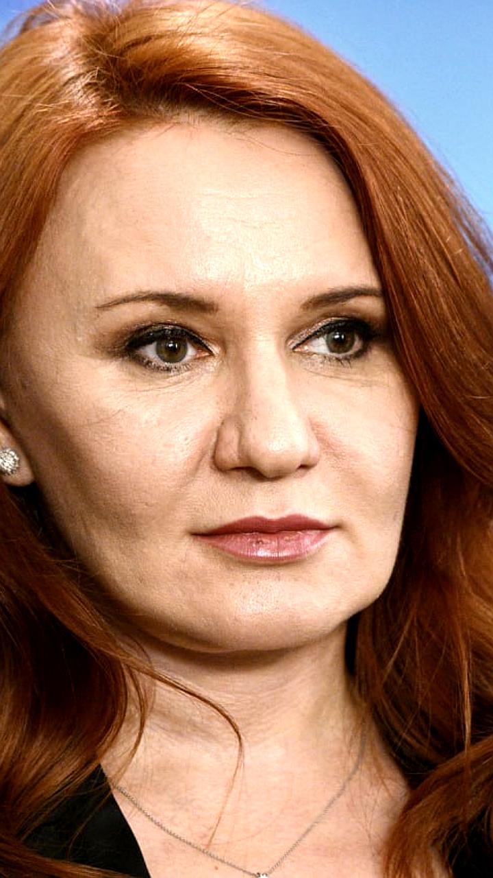 Самозанятые граждане России смогут оформлять больничные с 2026 года