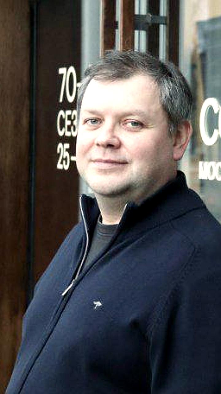 Премьеры мюзиклов 'Золушка' и 'Двенадцать месяцев' в Москве: волшебство и современные подходы