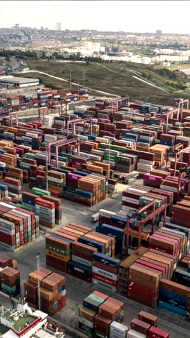 Турция увеличила экспорт в соседние страны до 23 миллиардов долларов