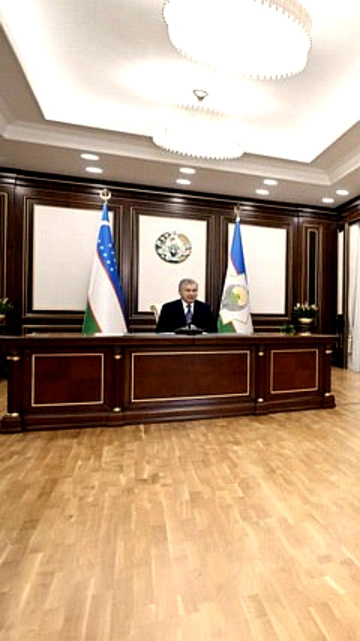 Шавкат Мирзиёев обсудил меры по снижению инфляции и экономическому росту