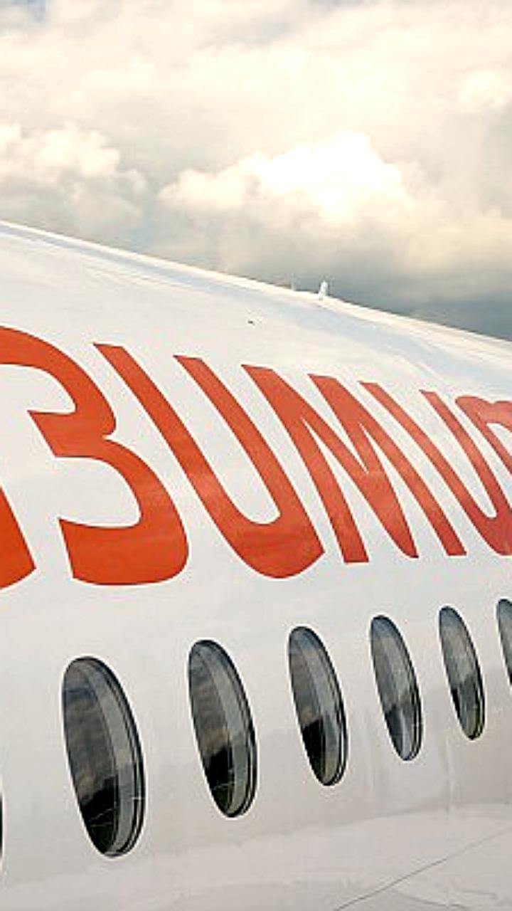 Директор аэропорта Пскова прокомментировал критику авиакомпании Азимут и планы ее развития