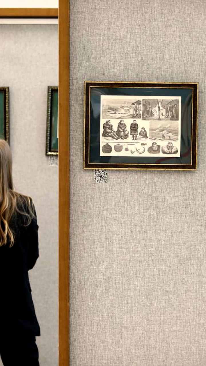 В ДВФУ открылась выставка редких гравюр о Дальнем Востоке