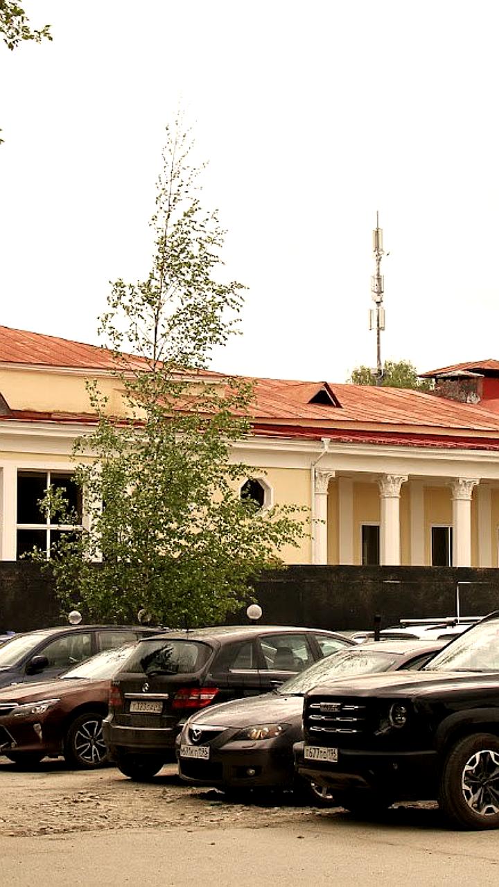 Сборы за парковки в Екатеринбурге выросли в три раза за 10 месяцев 2025 года