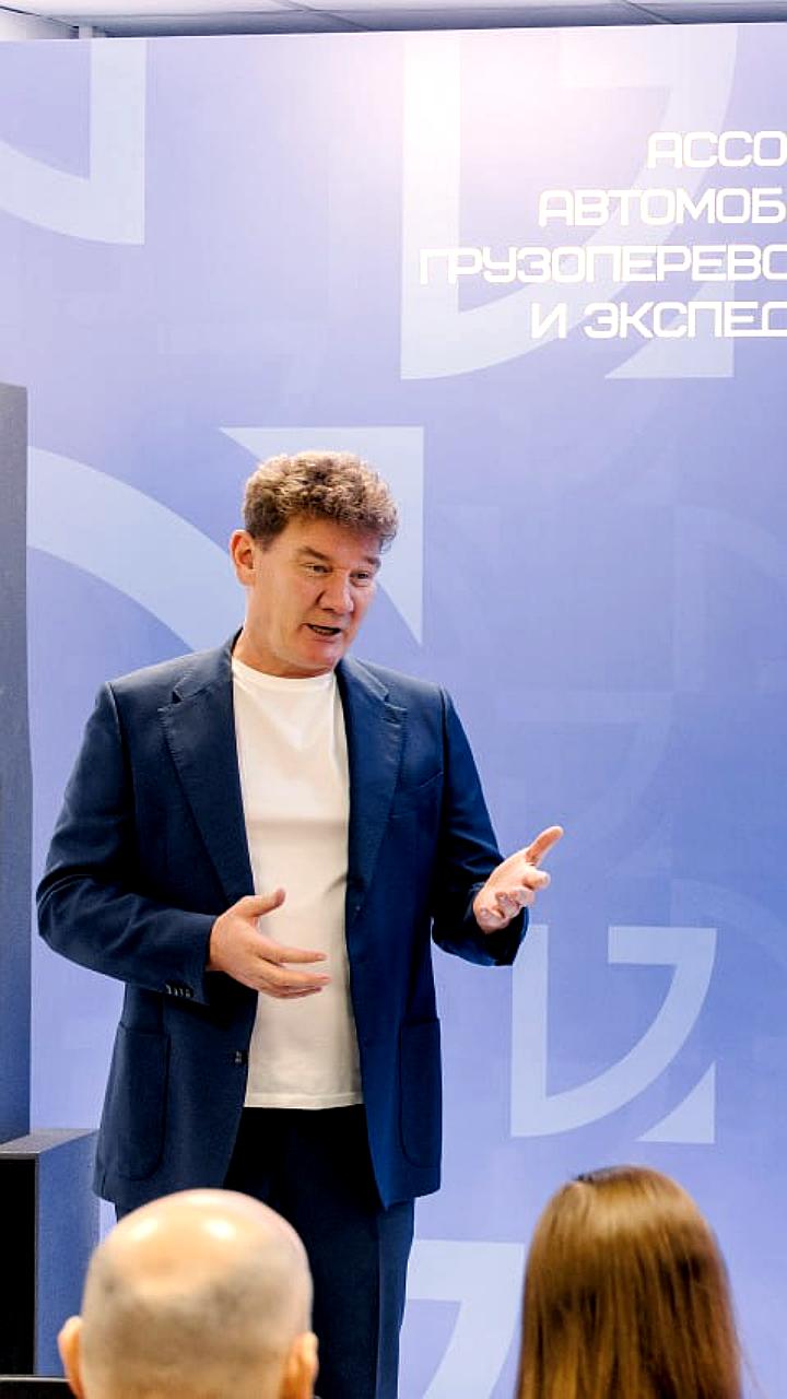 Кризис в транспортной сфере России: почти 7 тыс. компаний на грани банкротства