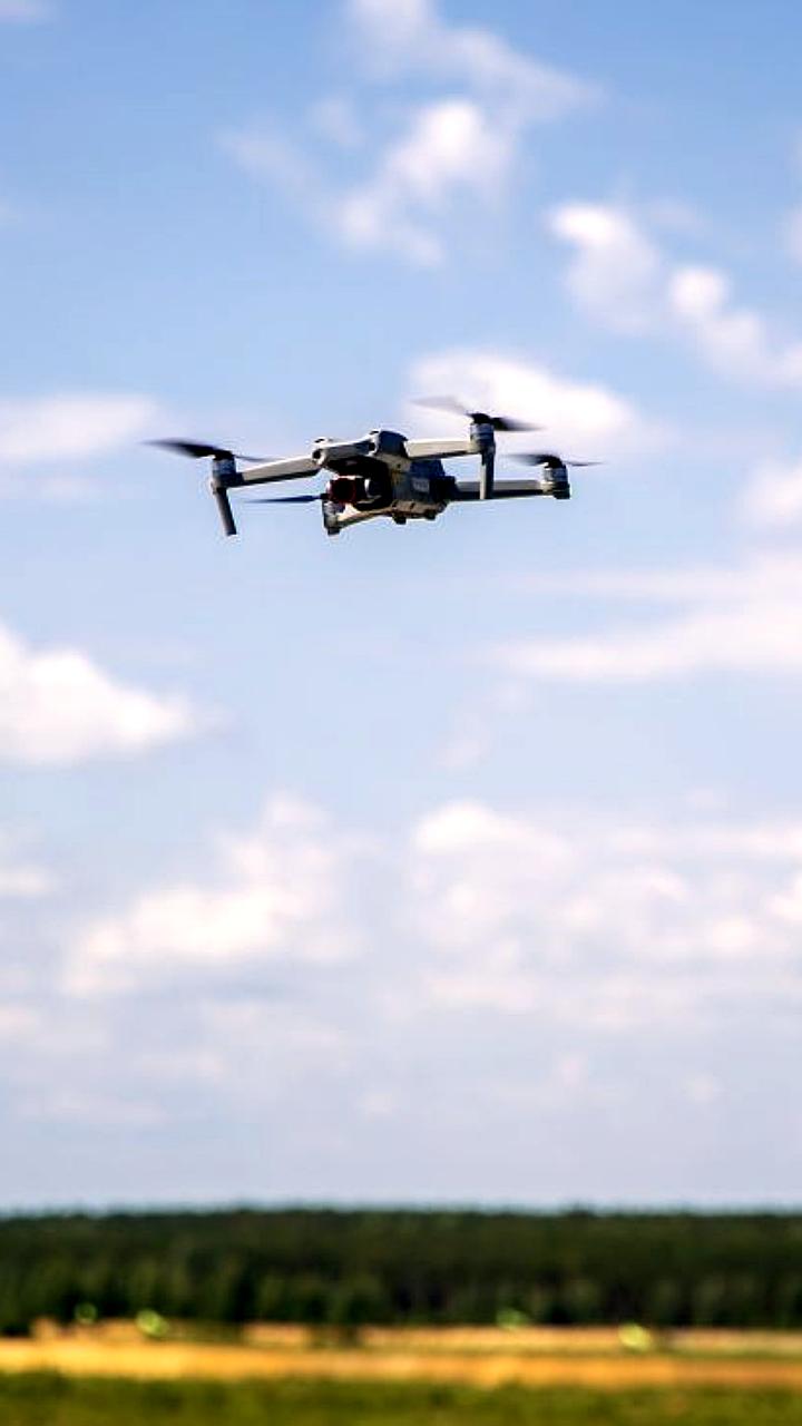 Челябинский школьник Никита Голубицкий стал финалистом конкурса с уникальным метеодроном