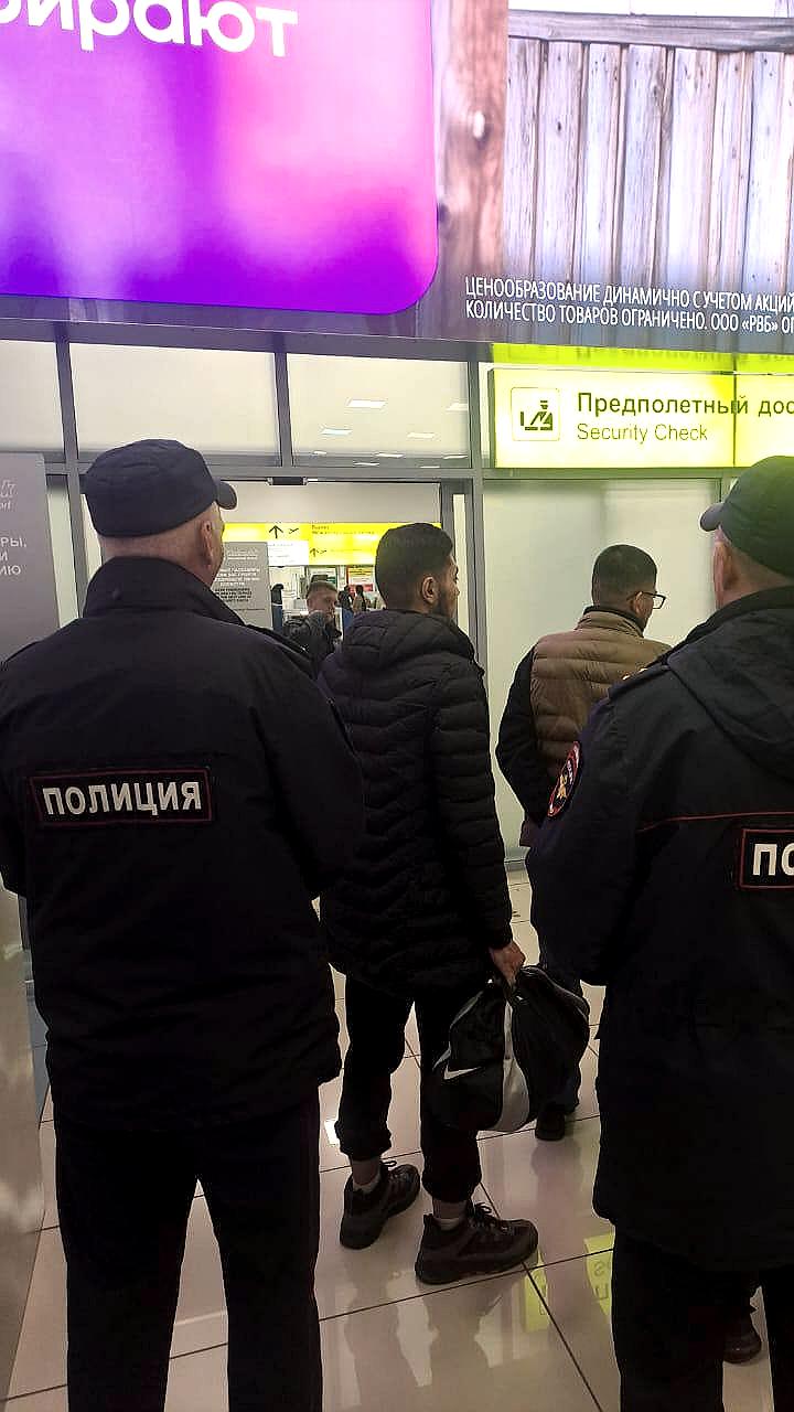 В Приморье завершена депортация троих иностранцев за нарушения миграционного законодательства