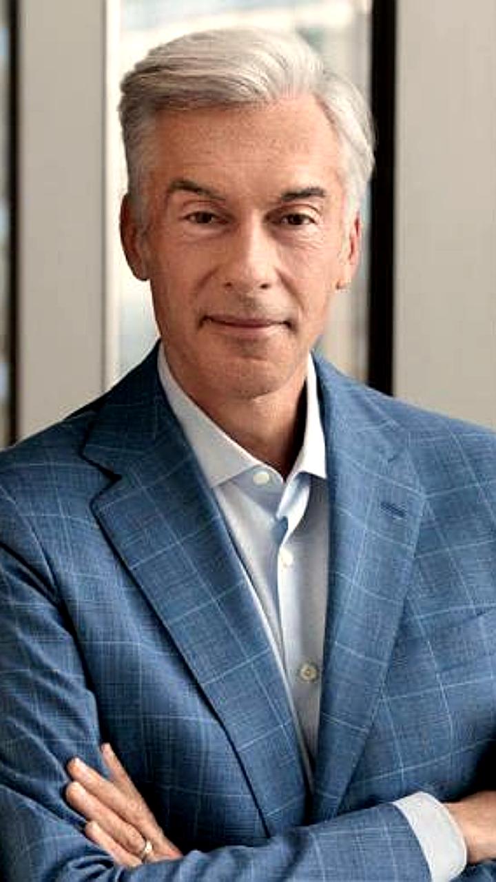 Форум 'Цифровые решения': Обсуждение платформенной экономики и биометрии до 2030 года