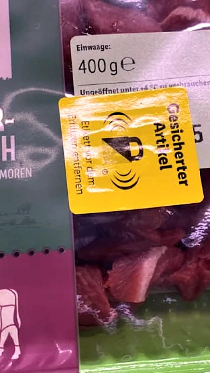 В Берлине супермаркеты усиливают защиту от краж на мясные и рыбные продукты