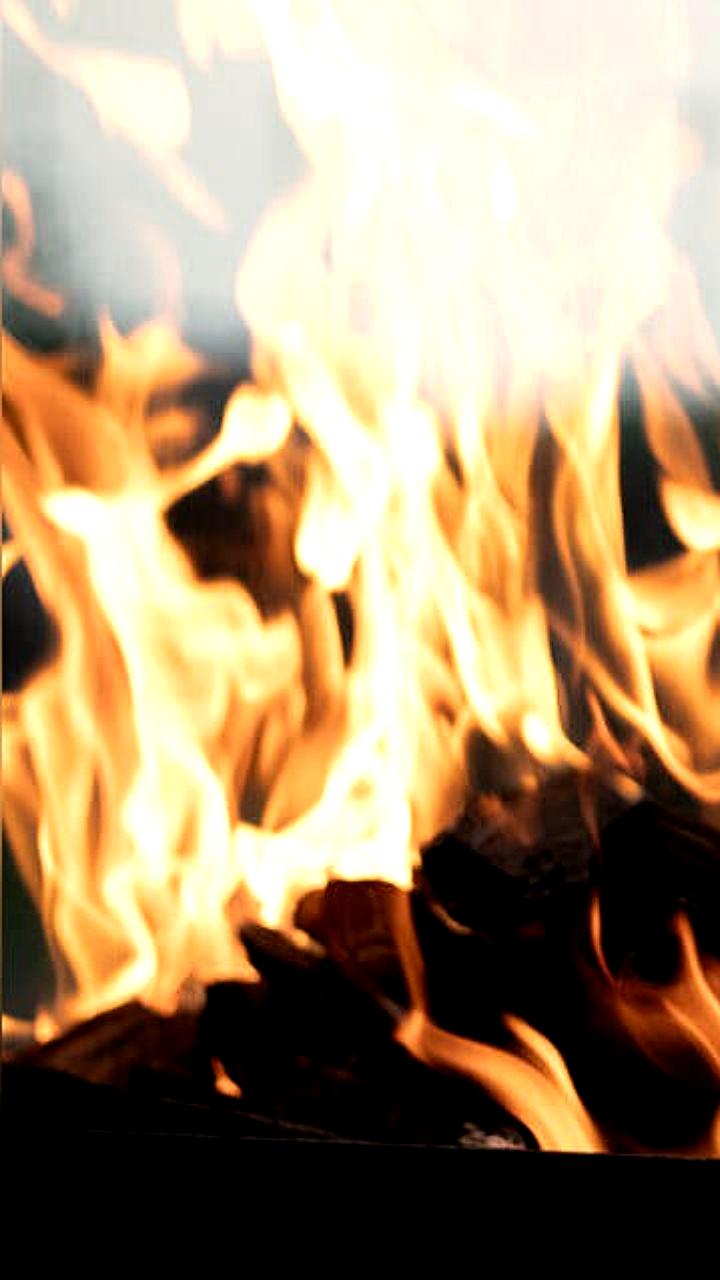 Пожар в Забайкалье: два мужчины госпитализированы с ожогами