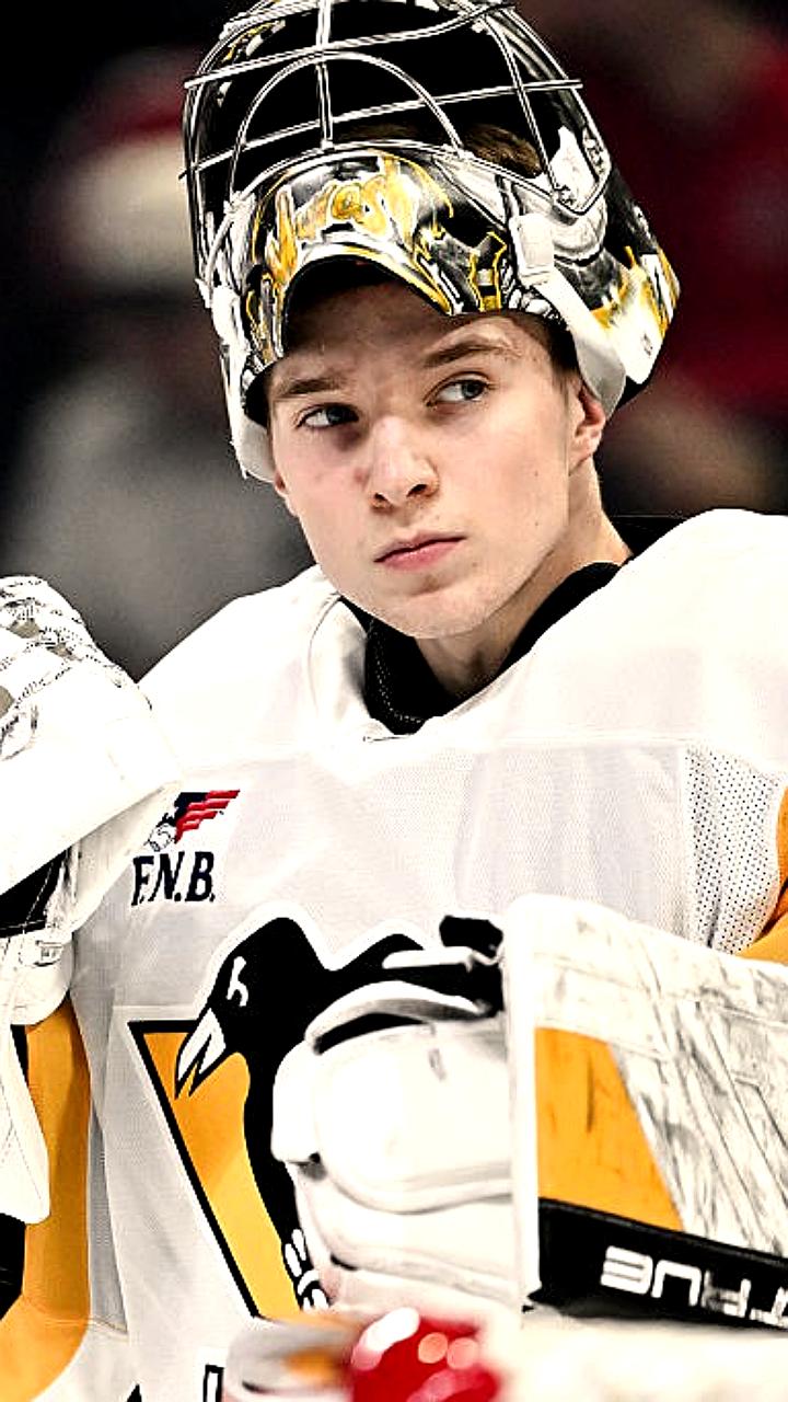 Сергей Мурашов одерживает первую победу в НХЛ с нулевым результатом