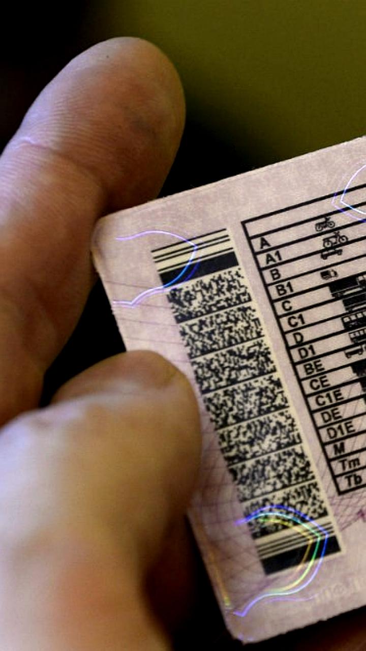 Продление водительских прав в России: новые правила на 2026 год