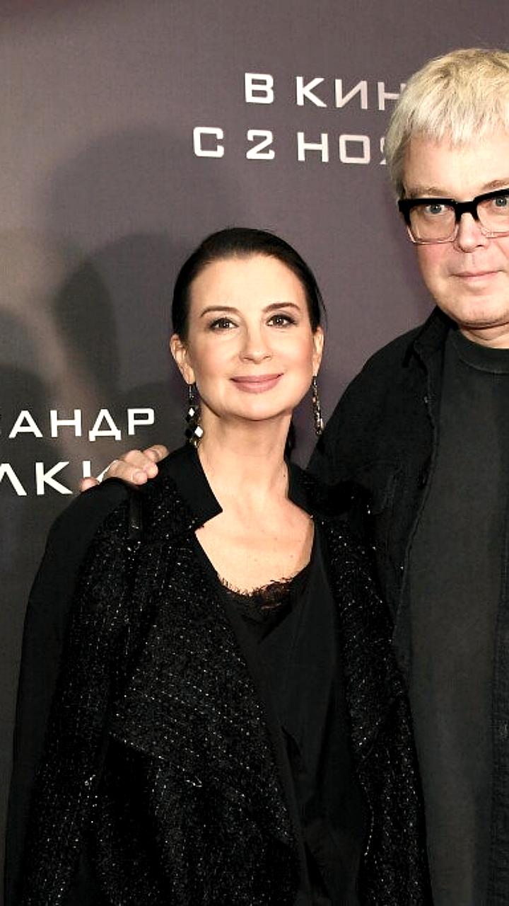 Президент России наградил уральцев за заслуги в воспитании детей и труде