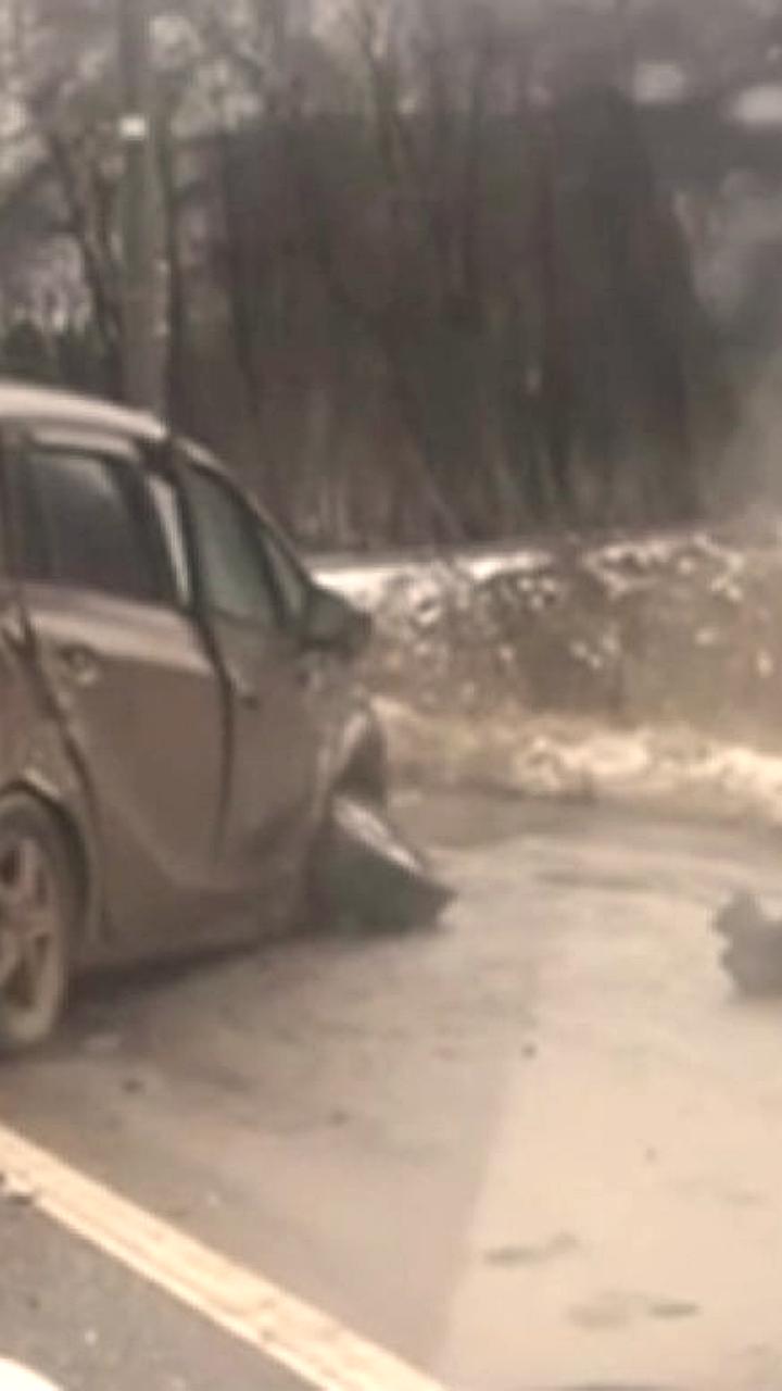 Серьезные ДТП в Екатеринбурге и Обнинске: пробки и работа спасательных служб