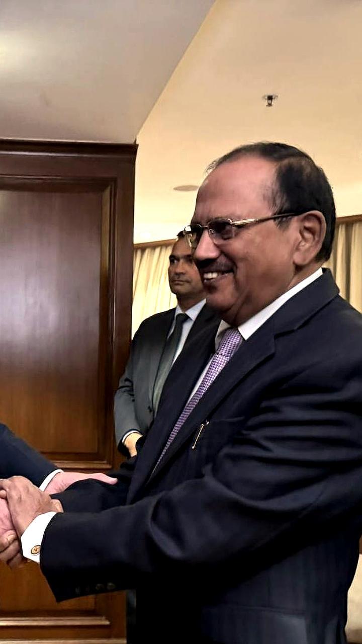 Переговоры России и Индии по морской безопасности: Патрушев встретился с Довалом и Дасгуптой