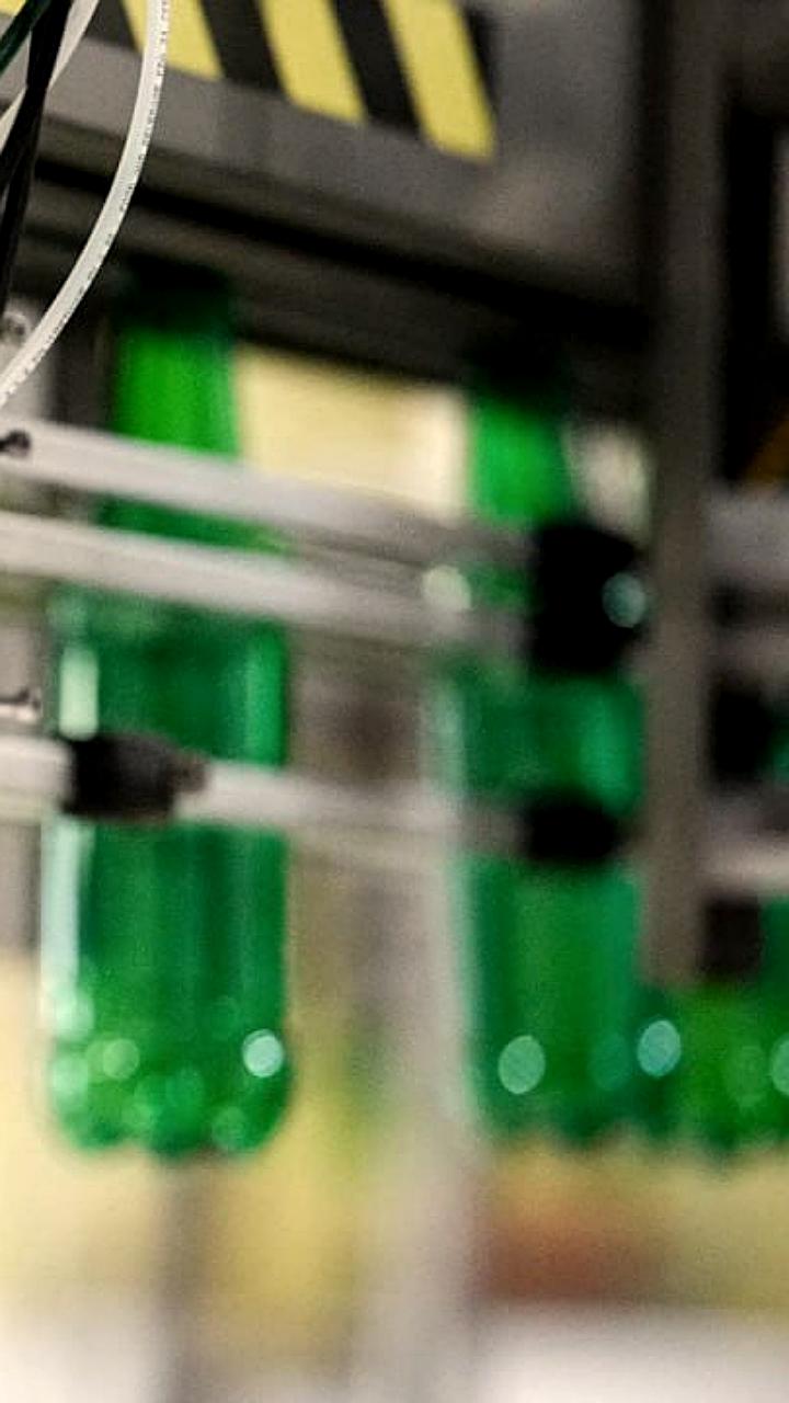 МВД России предупреждает о признаках контрафактного алкоголя