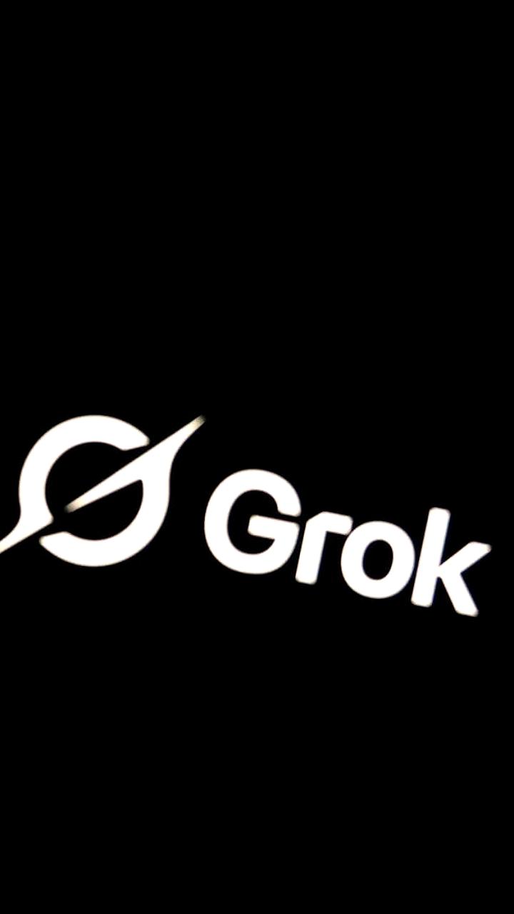 Илон Маск анонсировал выход Grok 5 в 2026 году с увеличенной мощностью