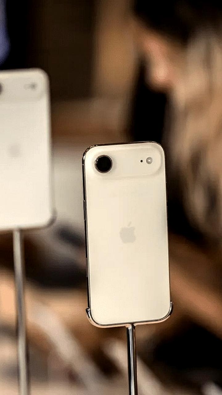 Дизайнер iPhone Air покинул Apple для работы в ИИ стартапе