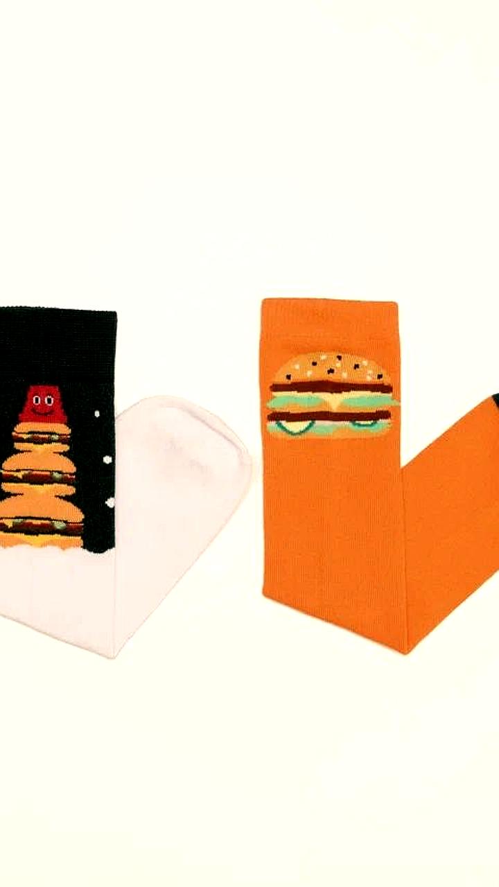 Во Вкусно и Точка представляют новое комбо с носками и бургером