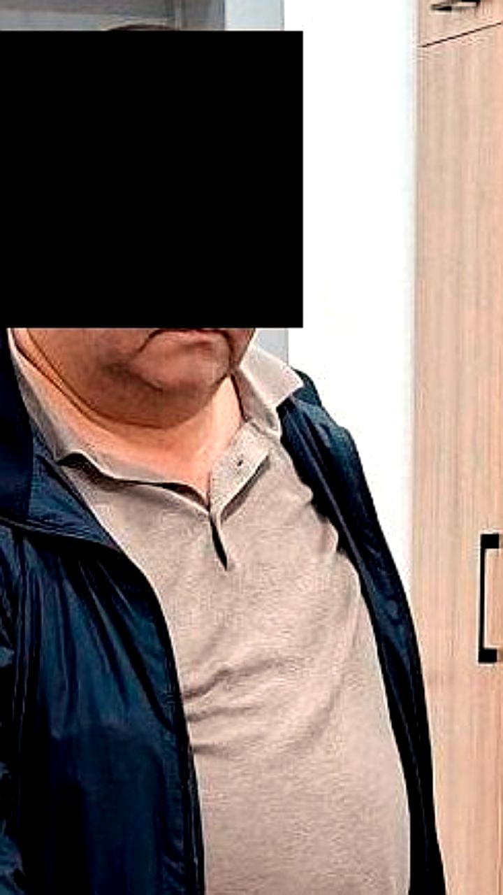 В Ташкенте налоговый инспектор задержан за взятку в 5 тыс долларов