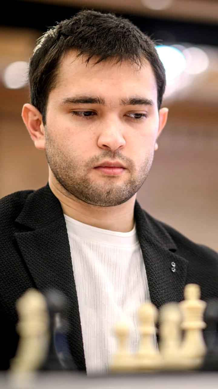 Четвертьфиналы Кубка мира: ничья Есипенко и победа Якуббоева