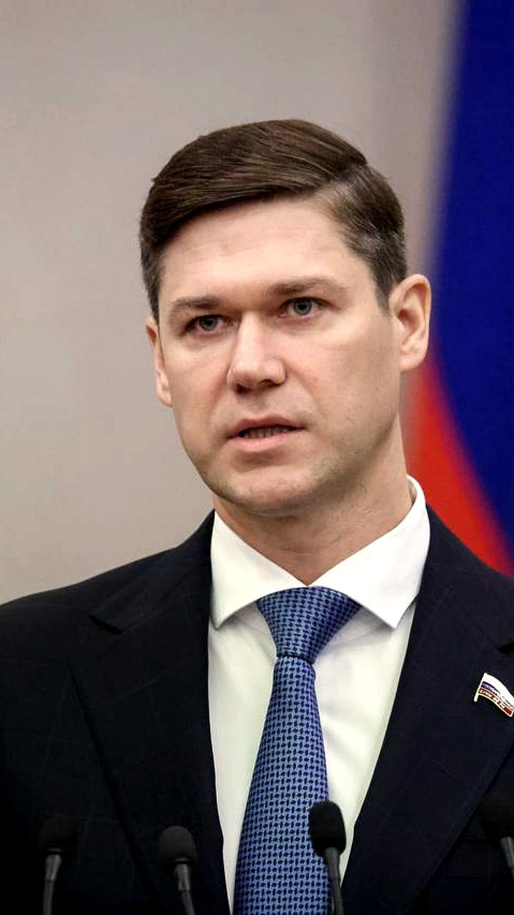 Госдума приняла законопроекты о лицензировании торговли табаком