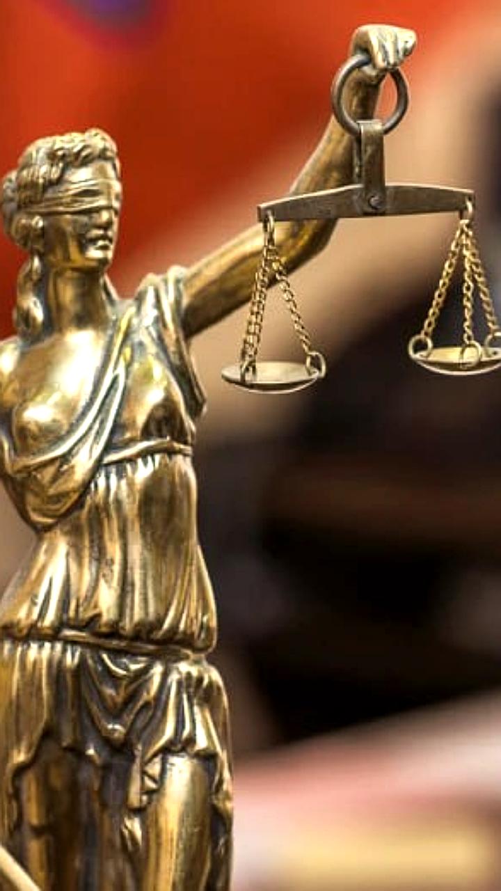 Директор школы в Воронежской области осуждена за присвоение более 300 тысяч рублей