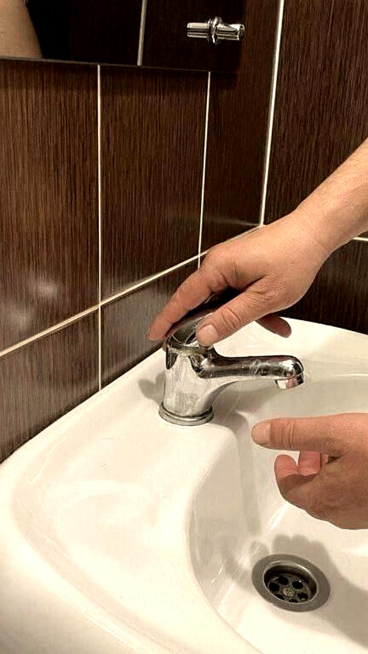 Оренбург: ограничение водоснабжения из-за утечки на проспекте Победы