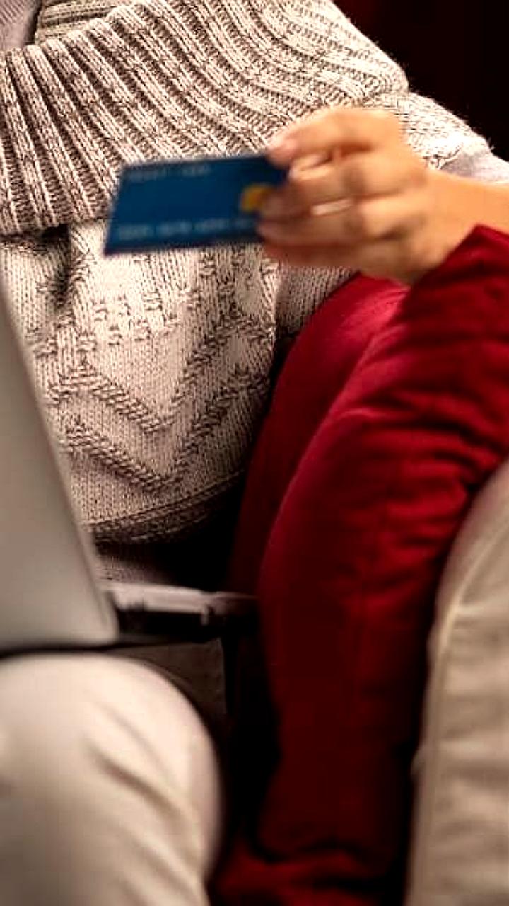 Госдума предупреждает о мошенниках, продающих фейковые билеты на Щелкунчик в Большом театре